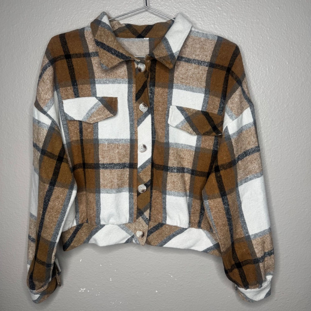 Womens Plaid Cropped Shacket Size Medium Brown White Black Button Front